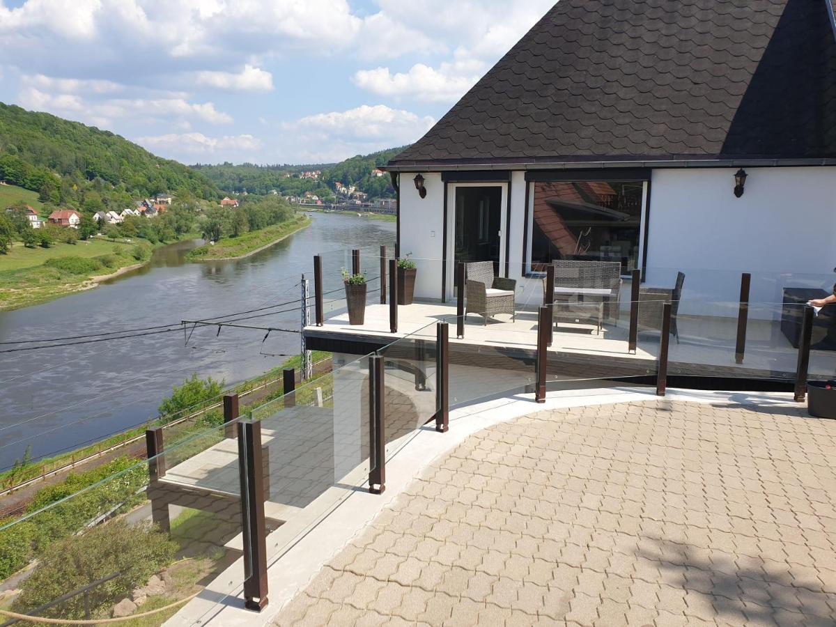 Saechsische-Schweiz-Ferienhaus-Wohnung-1-Mit-Elbblick-Sauna-Und-Kamin Königstein an der Elbe Eksteriør bilde