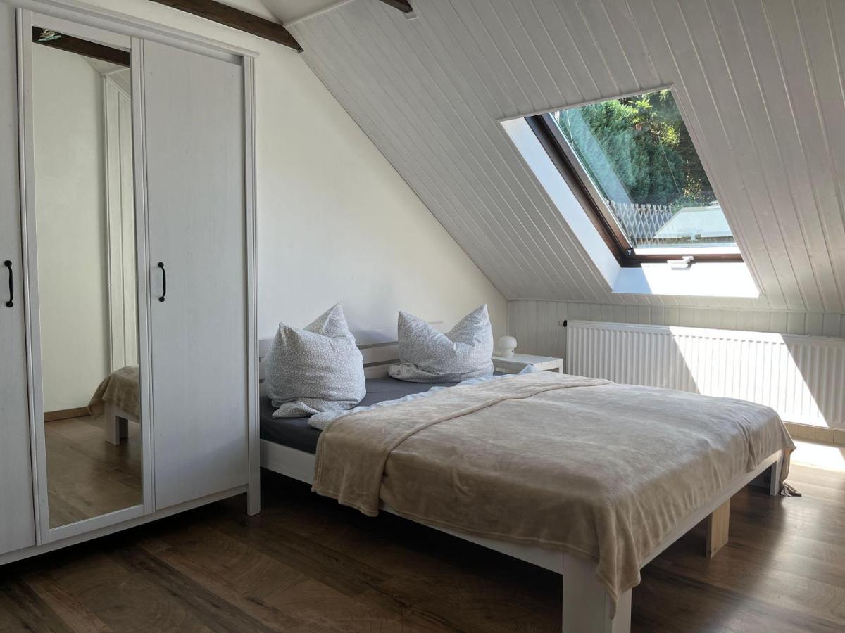 Saechsische-Schweiz-Ferienhaus-Wohnung-1-Mit-Elbblick-Sauna-Und-Kamin Königstein an der Elbe Eksteriør bilde